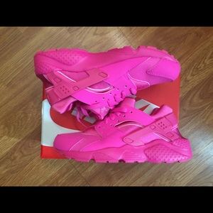 Nike Air Huarache Brand New size 7y